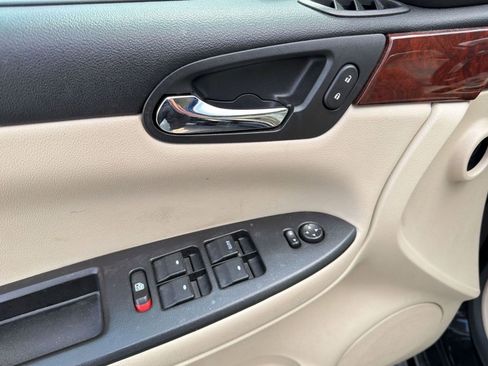 Used 2009 Chevrolet Impala LS image 13