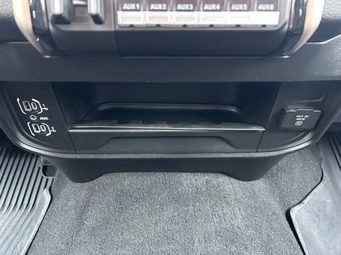 Used 2023 RAM 3500 Laramie AWD/4WD image 25