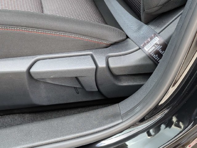 Used 2026 Nissan Sentra SR w/ Floor Mat Package FWD image 18
