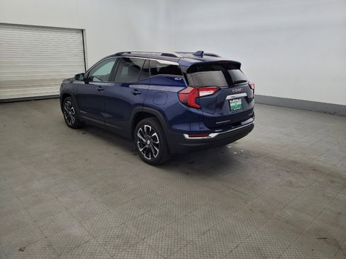 Used 2023 GMC Terrain SLT w/ Tech Package AWD/4WD image 5