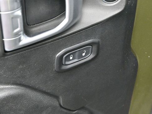 Used 2021 Jeep Wrangler Unlimited Sport image 11