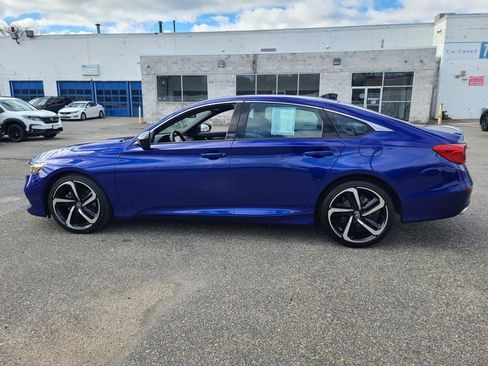 Used 2021 Honda Accord Sport image 2
