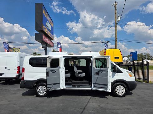 Used 2015 Ford Transit 350 XLT image 5