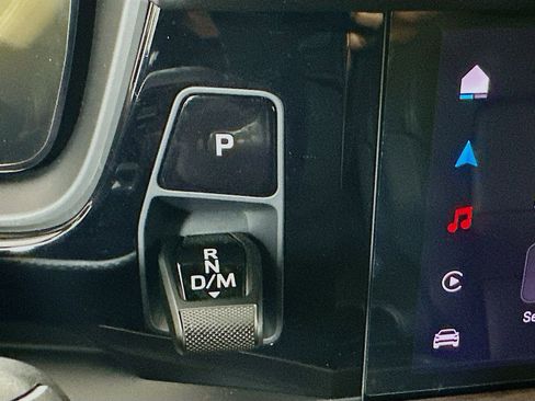Certified 2024 Porsche Cayenne AWD/4WD image 19