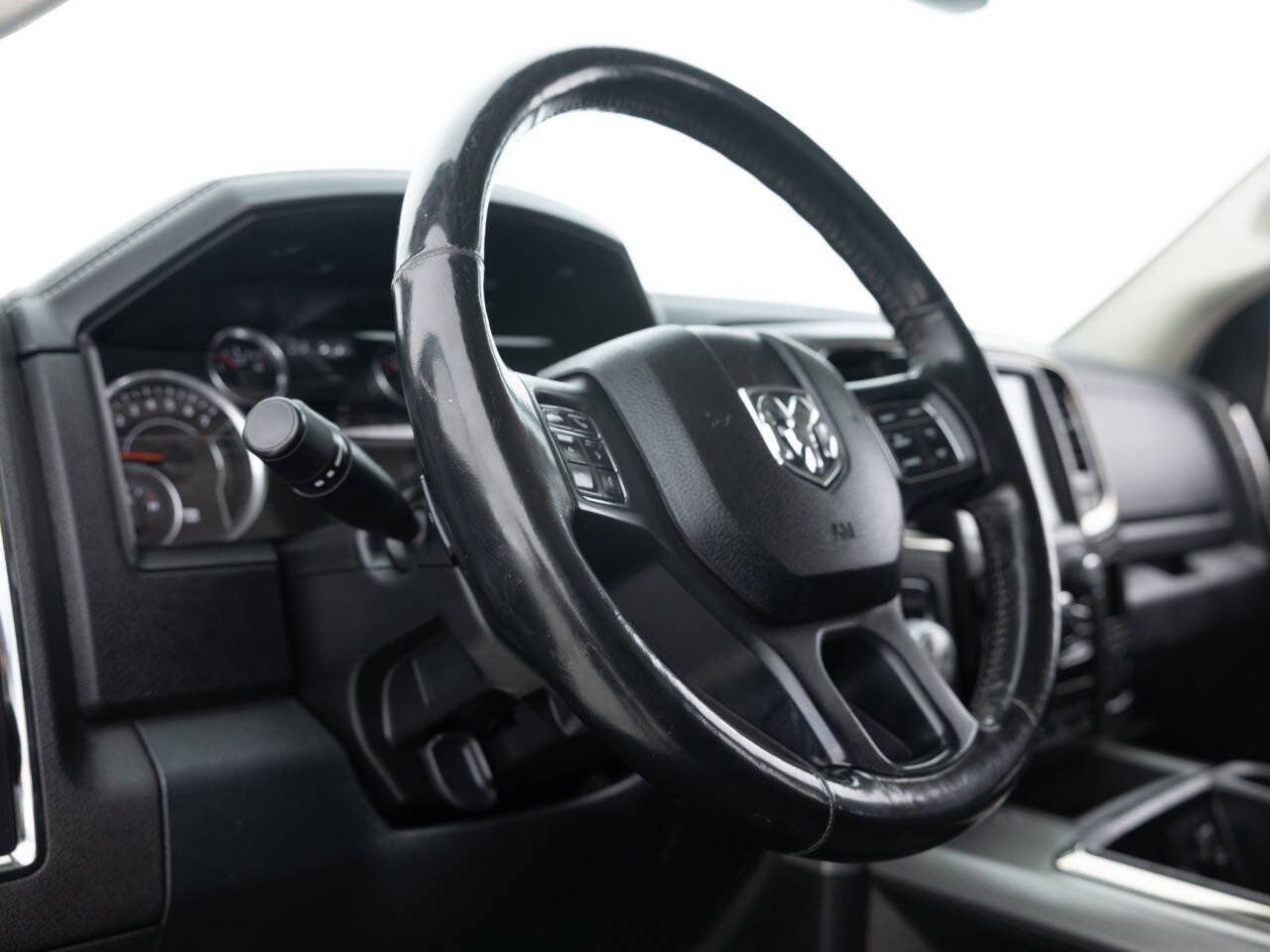Used 2015 RAM 1500 Sport AWD/4WD image 27