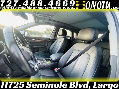 Used 2018 Audi Q5 2.0T Premium AWD/4WD image 38