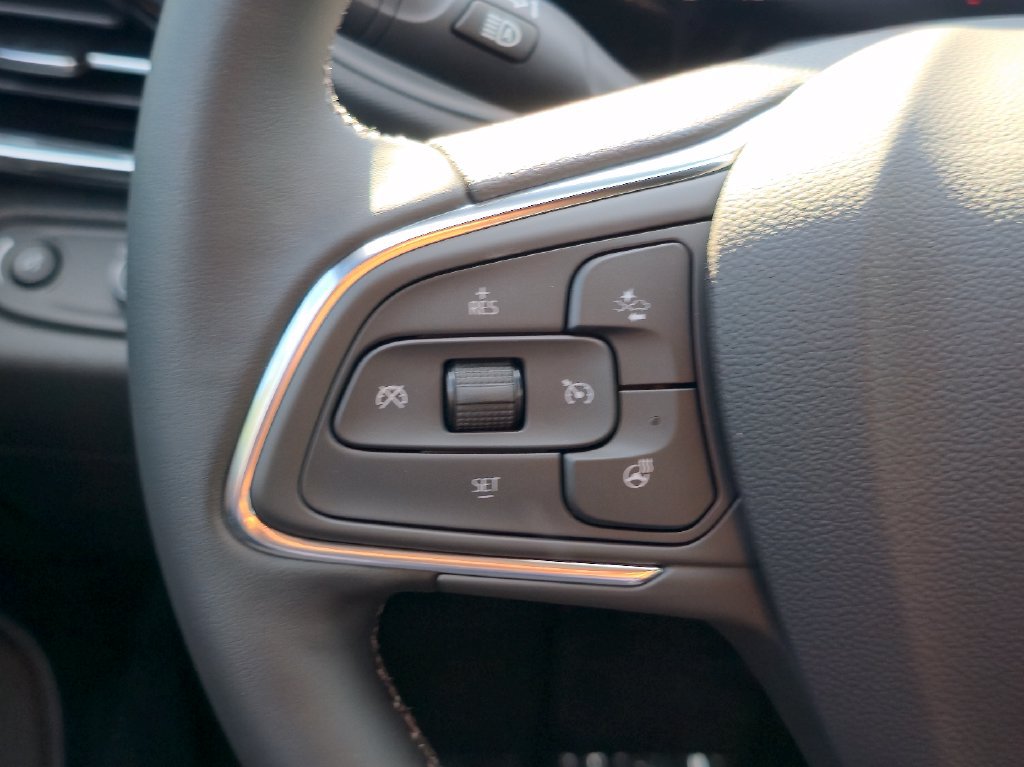 New 2026 Buick Envista Sport Touring w/ Convenience I Package FWD image 19