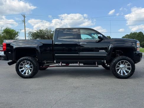 Used 2015 Chevrolet Silverado 2500 High Country w/ Duramax Plus Package AWD/4WD image 50