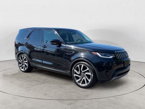 Certified 2024 Land Rover Discovery S AWD/4WD image 2