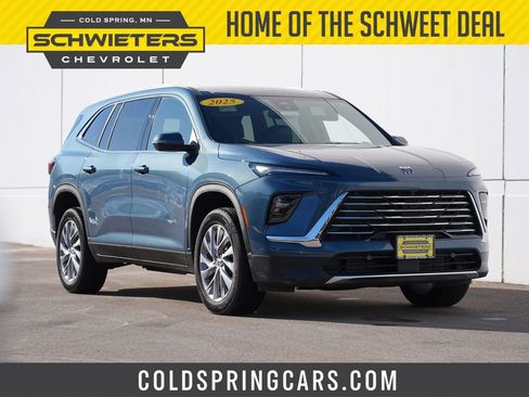 Used 2025 Buick Enclave Preferred image 1