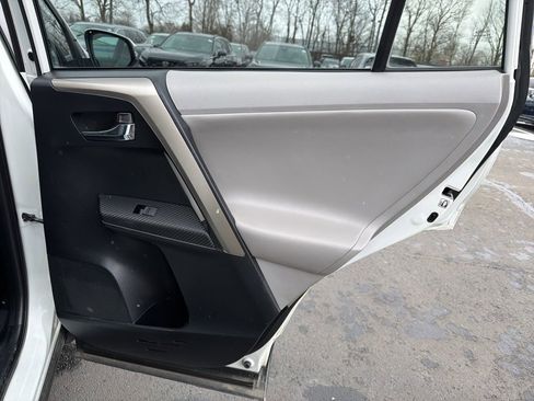 Used 2013 Toyota RAV4 Limited image 25