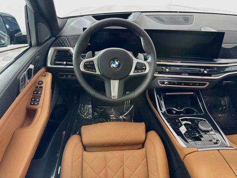 New 2027 BMW X7 xDrive40i w/ M Sport Package AWD/4WD image 24