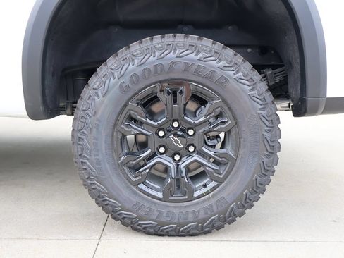New 2026 Chevrolet Silverado 1500 ZR2 w/ LPO, Dark Essentials Package AWD/4WD image 50