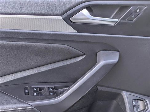 Used 2024 Volkswagen Jetta Sport image 12