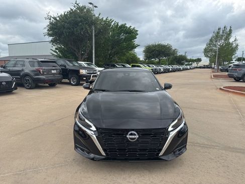 Certified 2024 Nissan Altima 2.5 SL image 9