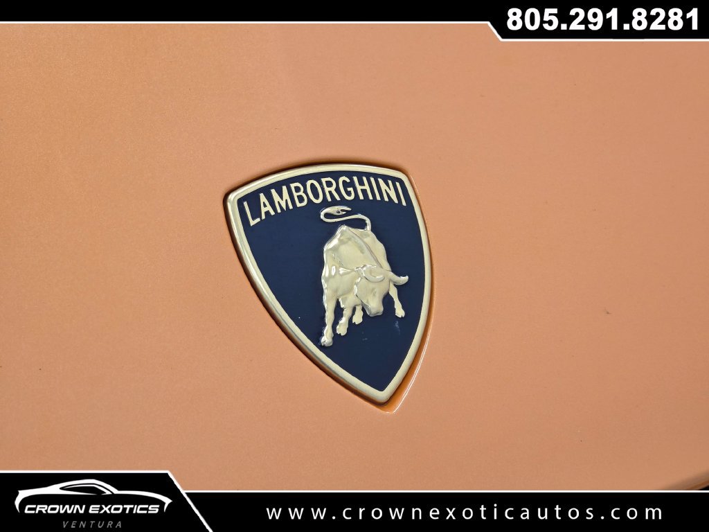 Used 2024 Lamborghini Urus S AWD/4WD image 13