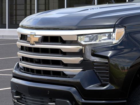 New 2026 Chevrolet Silverado 1500 High Country AWD/4WD image 14