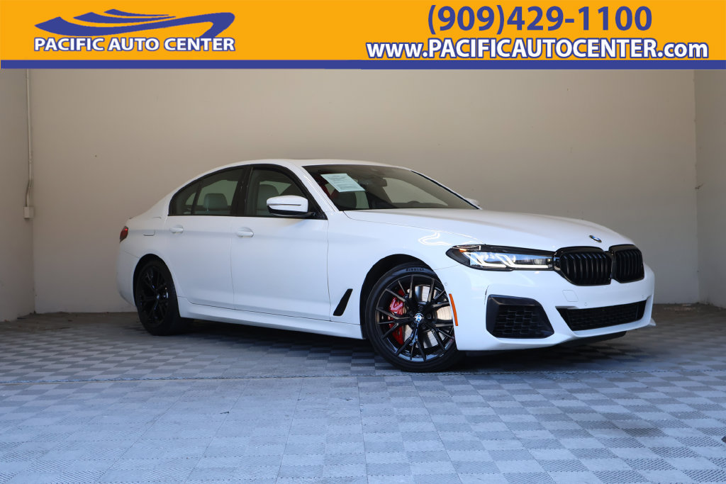Used 2023 BMW 540i w/ M Sport Package RWD image 1