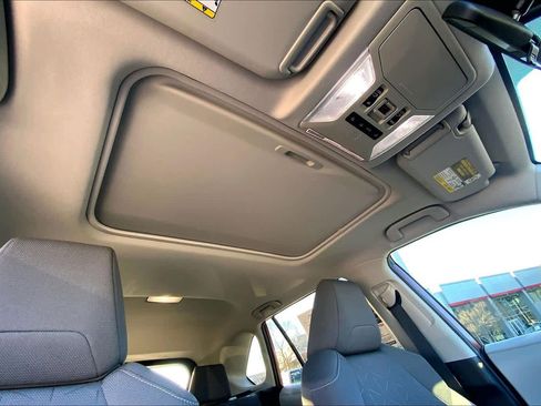 Used 2022 Toyota RAV4 XLE image 14