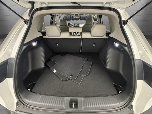 Certified 2025 Honda HR-V LX image 19