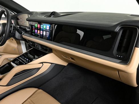 New 2026 Porsche Cayenne Coupe image 28