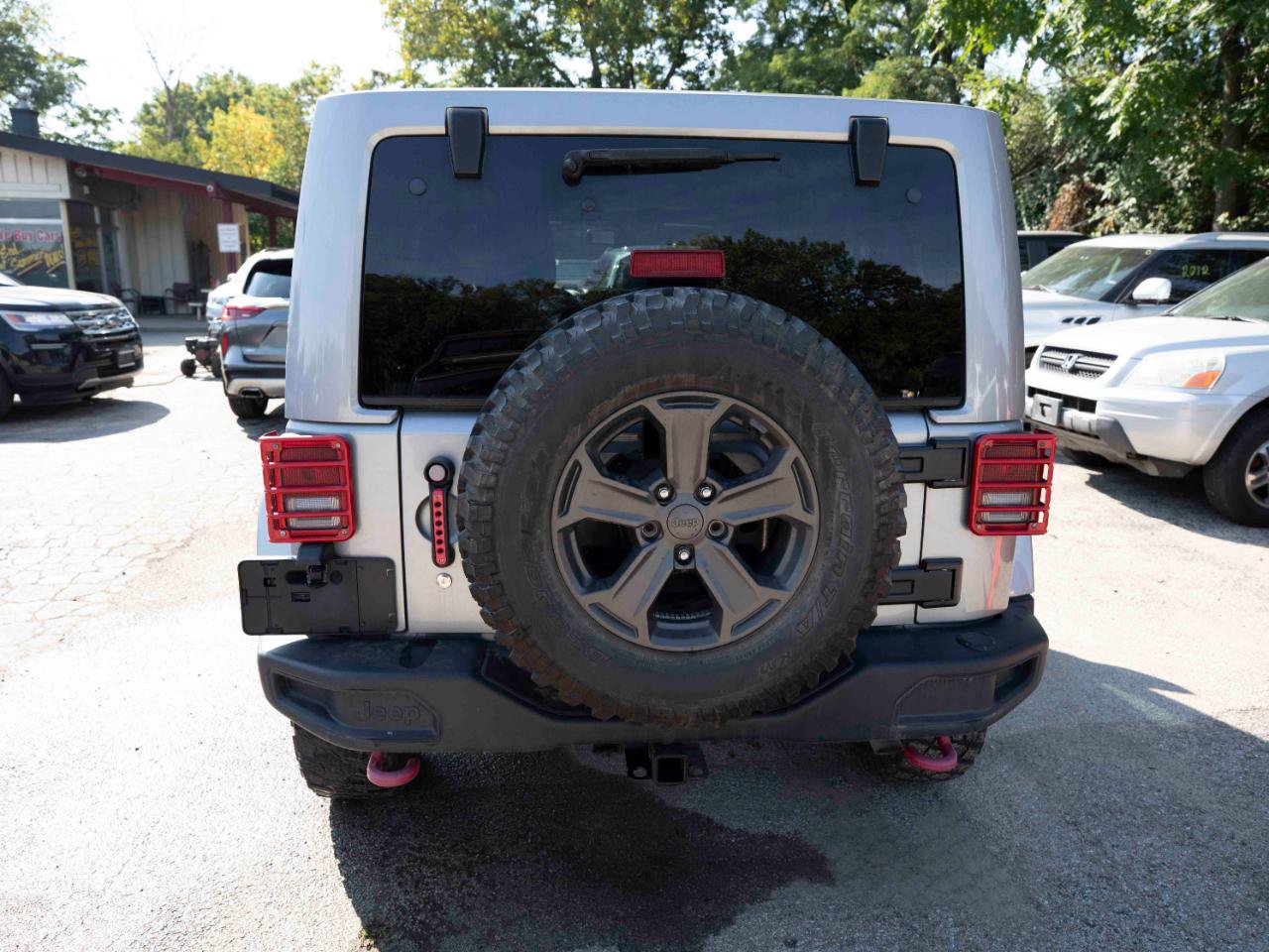 Used 2018 Jeep Wrangler Unlimited Rubicon AWD/4WD image 8