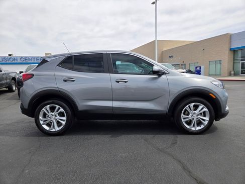 Used 2023 Buick Encore GX Preferred w/ Cold Weather Comfort Package FWD image 7