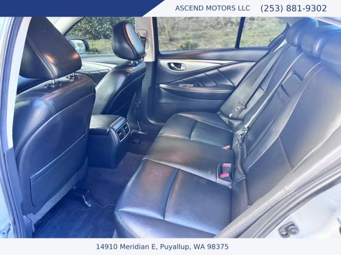 Used 2019 INFINITI Q50 Luxe w/ Essential Package (3.0T Luxe) image 10