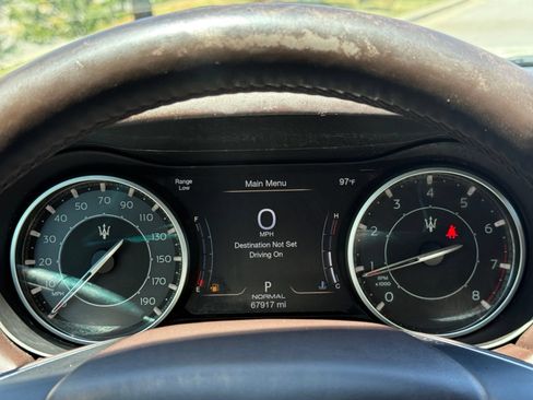 Used 2021 Maserati Ghibli S RWD image 28