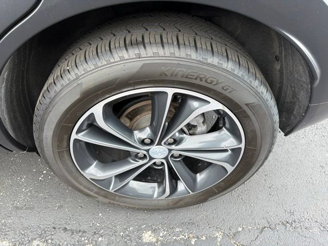 Certified 2023 Buick Encore GX Essence w/ Advanced Technology Package AWD/4WD image 9