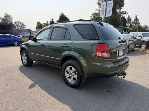 Used 2005 Kia Sorento 2WD image 6