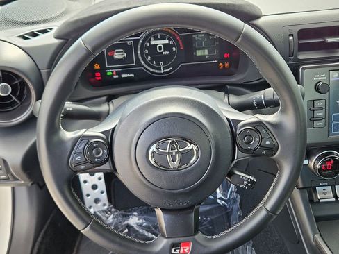 Used 2024 Toyota GR86 Premium w/ Performance Package RWD image 29