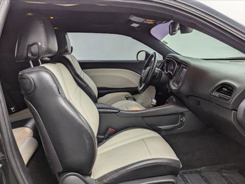 Used 2015 Dodge Challenger R/T Plus image 18