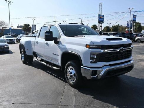 New 2026 Chevrolet Silverado 3500 LT w/ All Star Edition image 10