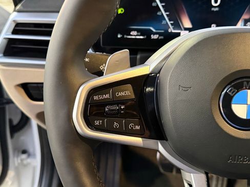 New 2026 BMW 330i Sedan w/ M Sport Package image 23