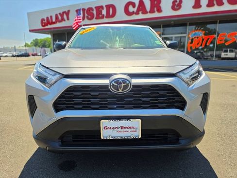 Used 2023 Toyota RAV4 LE AWD/4WD image 2