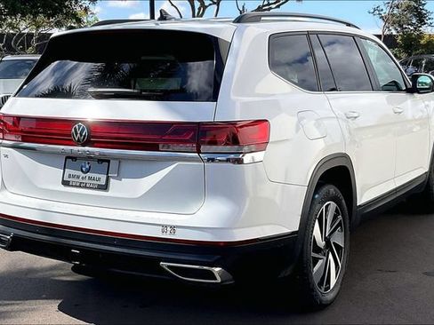 Used 2024 Volkswagen Atlas SE FWD image 11