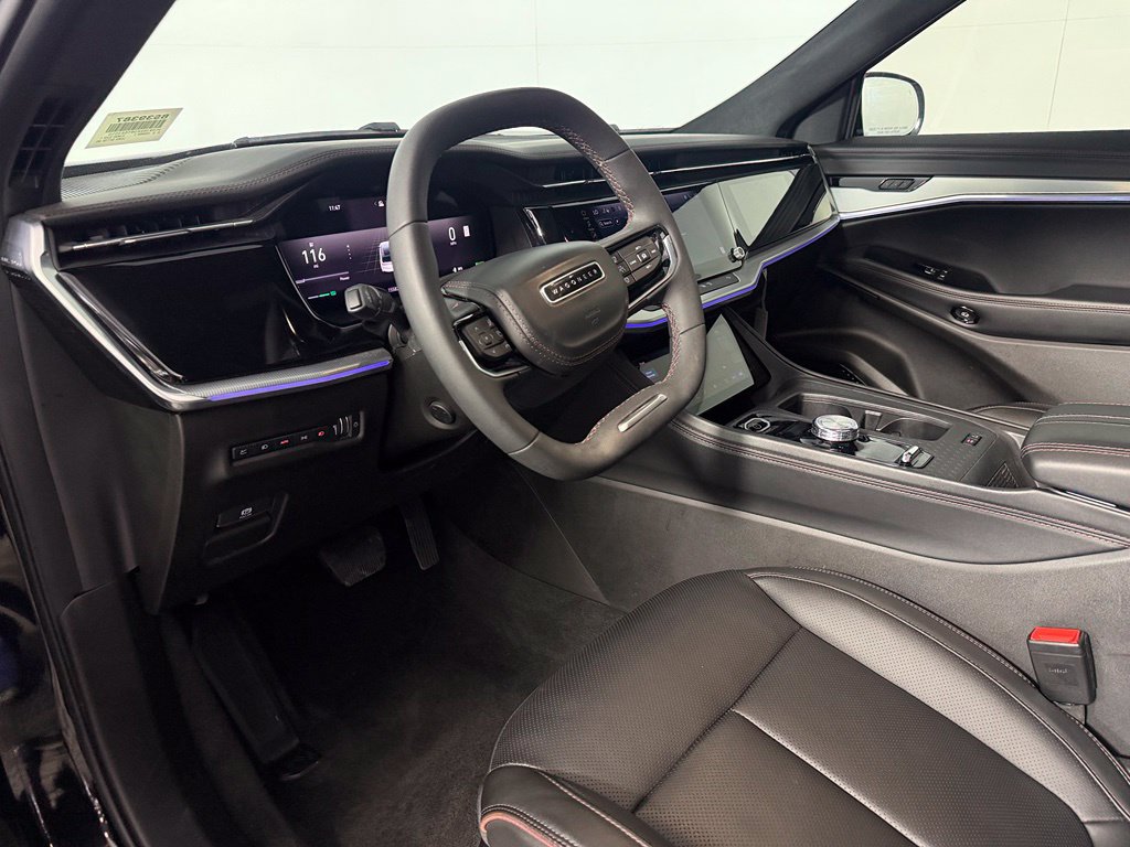 Used 2025 Jeep Wagoneer S Launch Edition AWD/4WD image 13