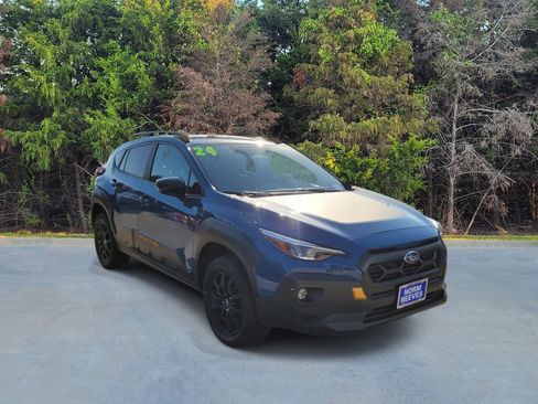 Used 2024 Subaru Crosstrek 2.5i Wilderness w/ Crosstrek Mirror Package image 16