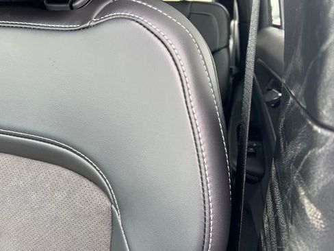 New 2026 Jeep Grand Cherokee Altitude image 11