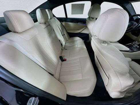 Used 2021 BMW 530i xDrive w/ Convenience Package image 35
