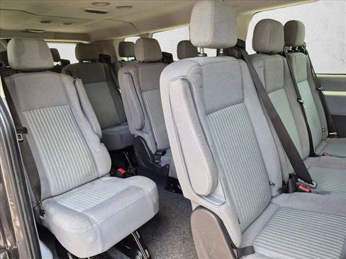 Used 2017 Ford Transit 350 XLT RWD image 12