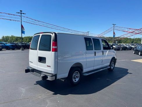 Used 2025 GMC Savana 2500 w/ Driver Convenience Package RWD image 7