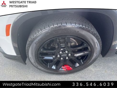 Used 2023 Chevrolet Traverse Premier w/ Redline Edition image 4