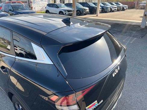 Used 2023 Kia Sportage EX image 33