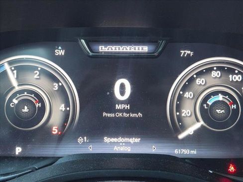 Used 2023 RAM 1500 Laramie AWD/4WD image 3