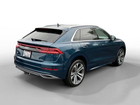 Used 2019 Audi Q8 Prestige w/ Luxury Package image 5