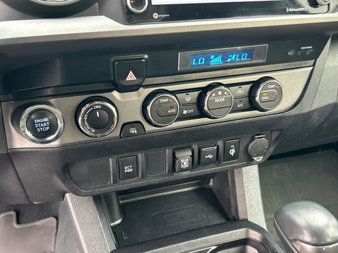 Used 2023 Toyota Tacoma TRD Off-Road image 35