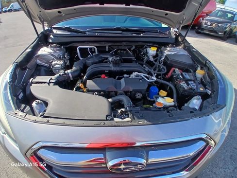 Used 2018 Subaru Outback 2.5i Limited AWD/4WD image 26