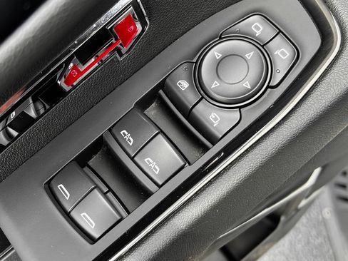 Used 2024 GMC Sierra 1500 AT4 image 28